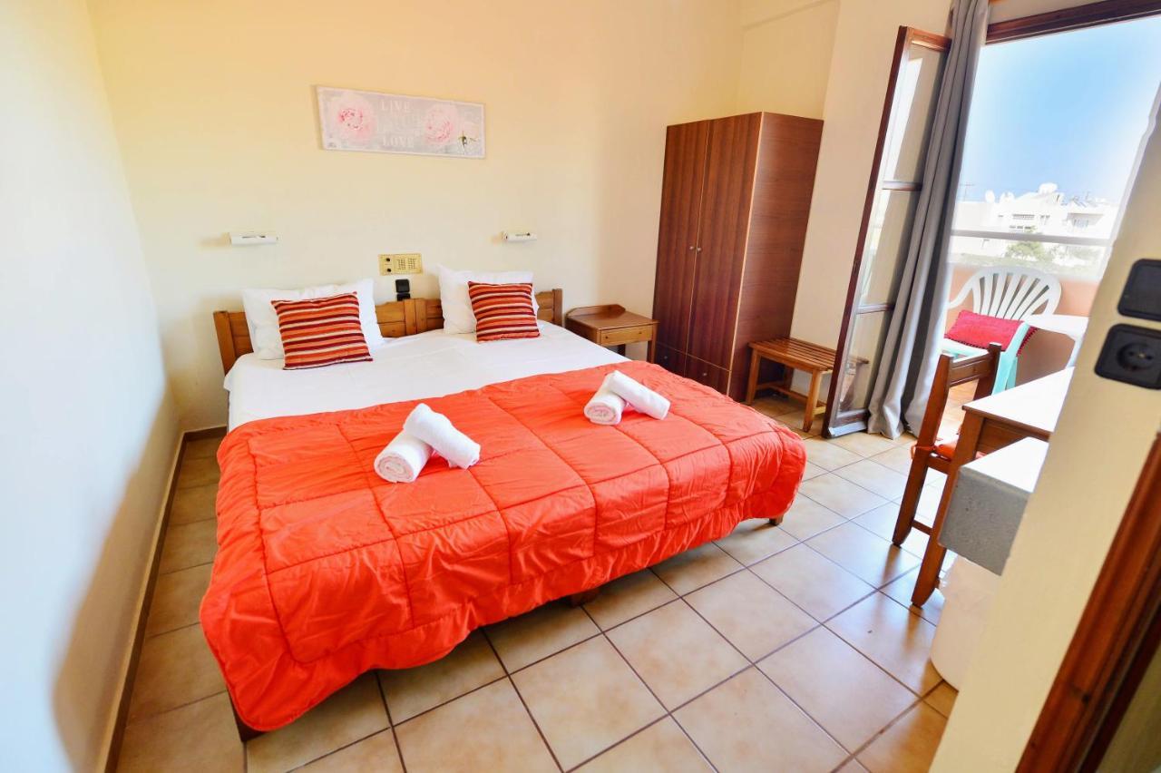 Vergas Hotel Malia Dış mekan fotoğraf